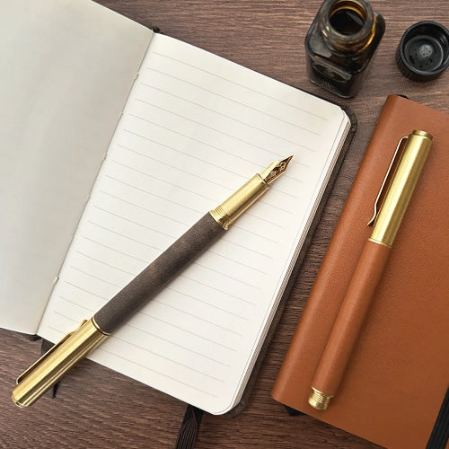 Interact 'Handscript' Classic Fountain Pen - Pure Black Edition